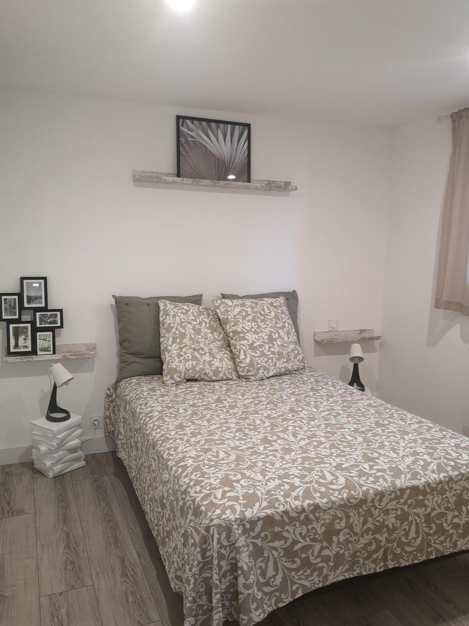 Appartement Vue Mer, Au Calme, Avec Jardin ! *
