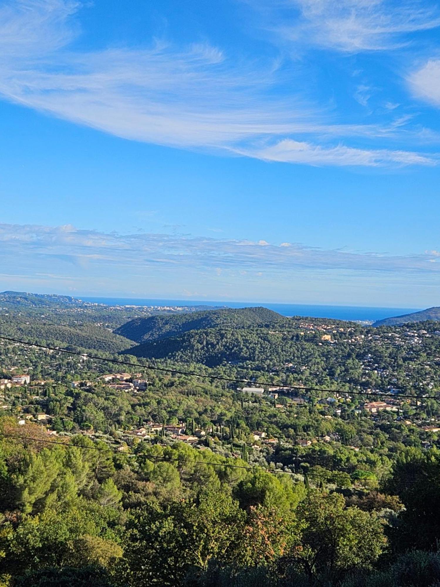 Apartment Vue Mer, Au Calme, Avec Jardin ! Spéracèdes