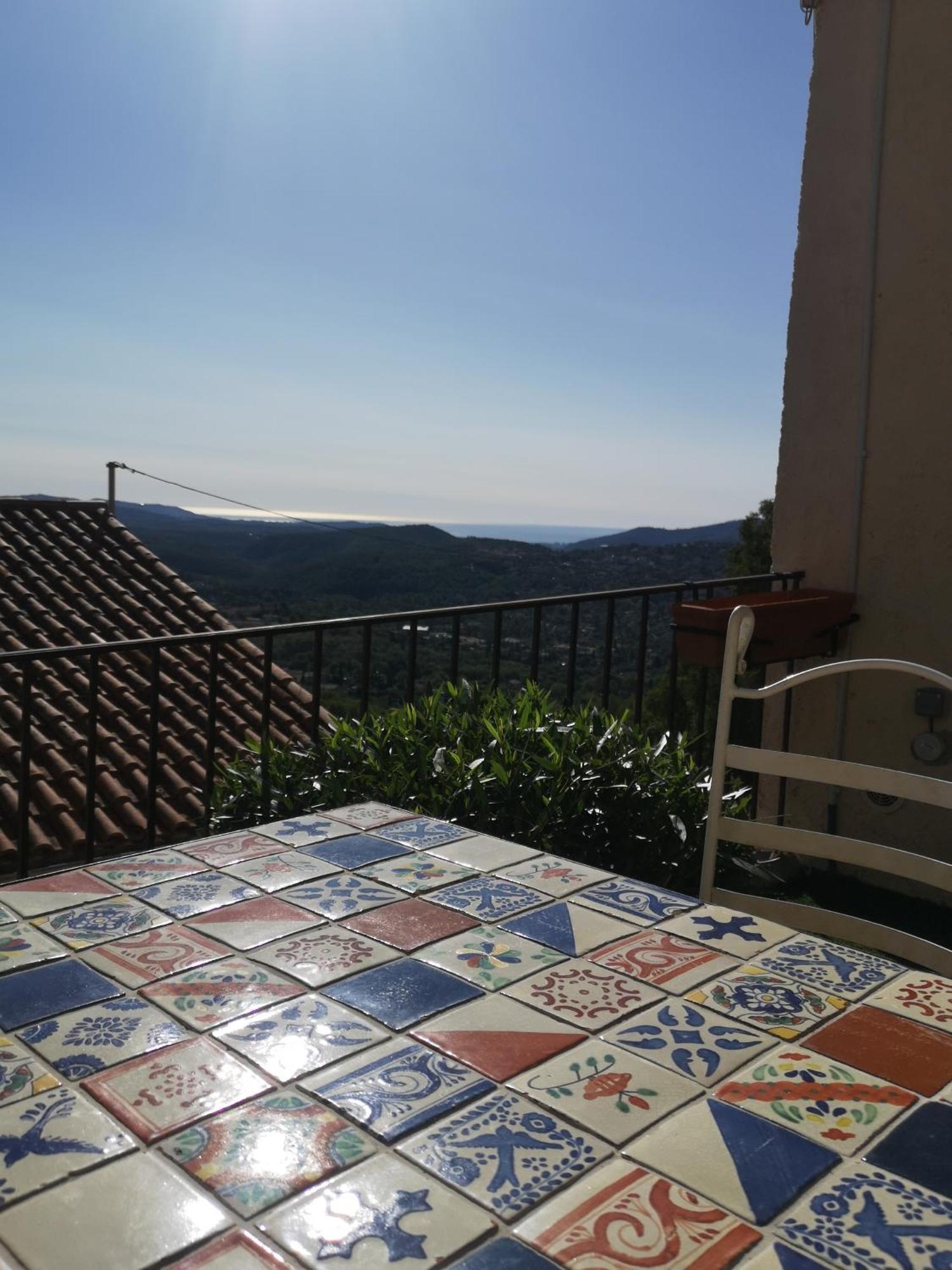 Vue Mer, Au Calme, Avec Jardin ! * Spéracèdes