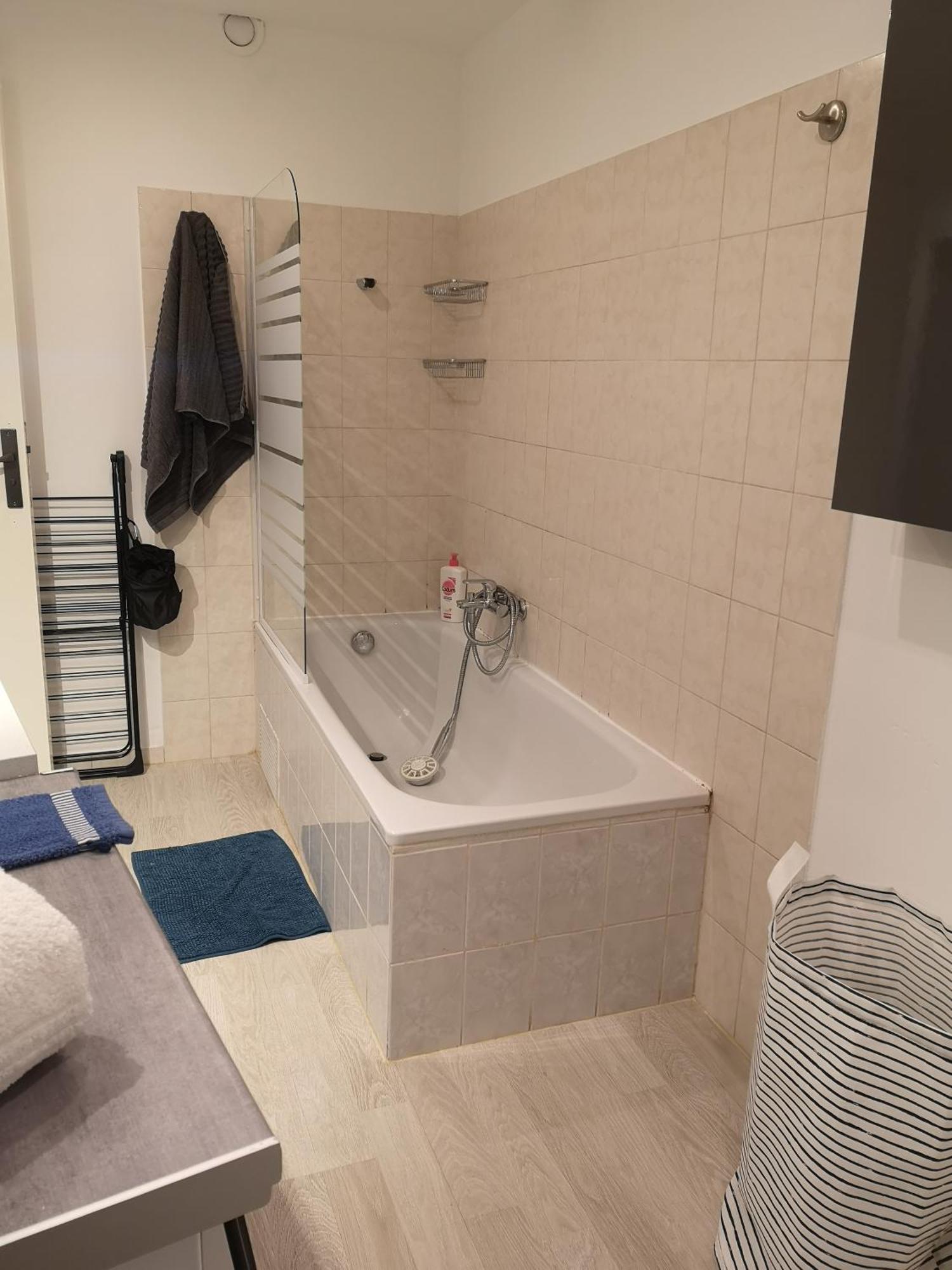 Vue Mer, Au Calme, Avec Jardin ! Spéracèdes